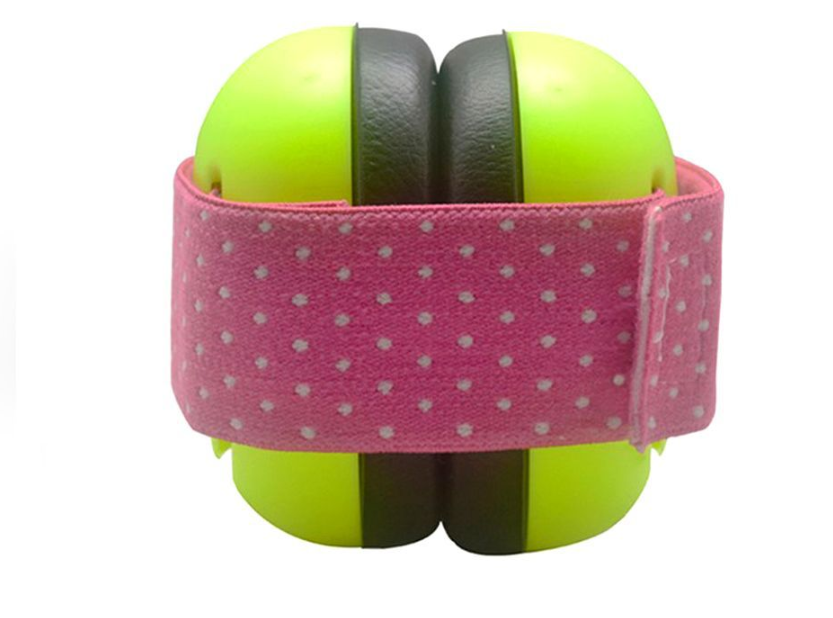Wear noise-canceling ear muffs 0404012