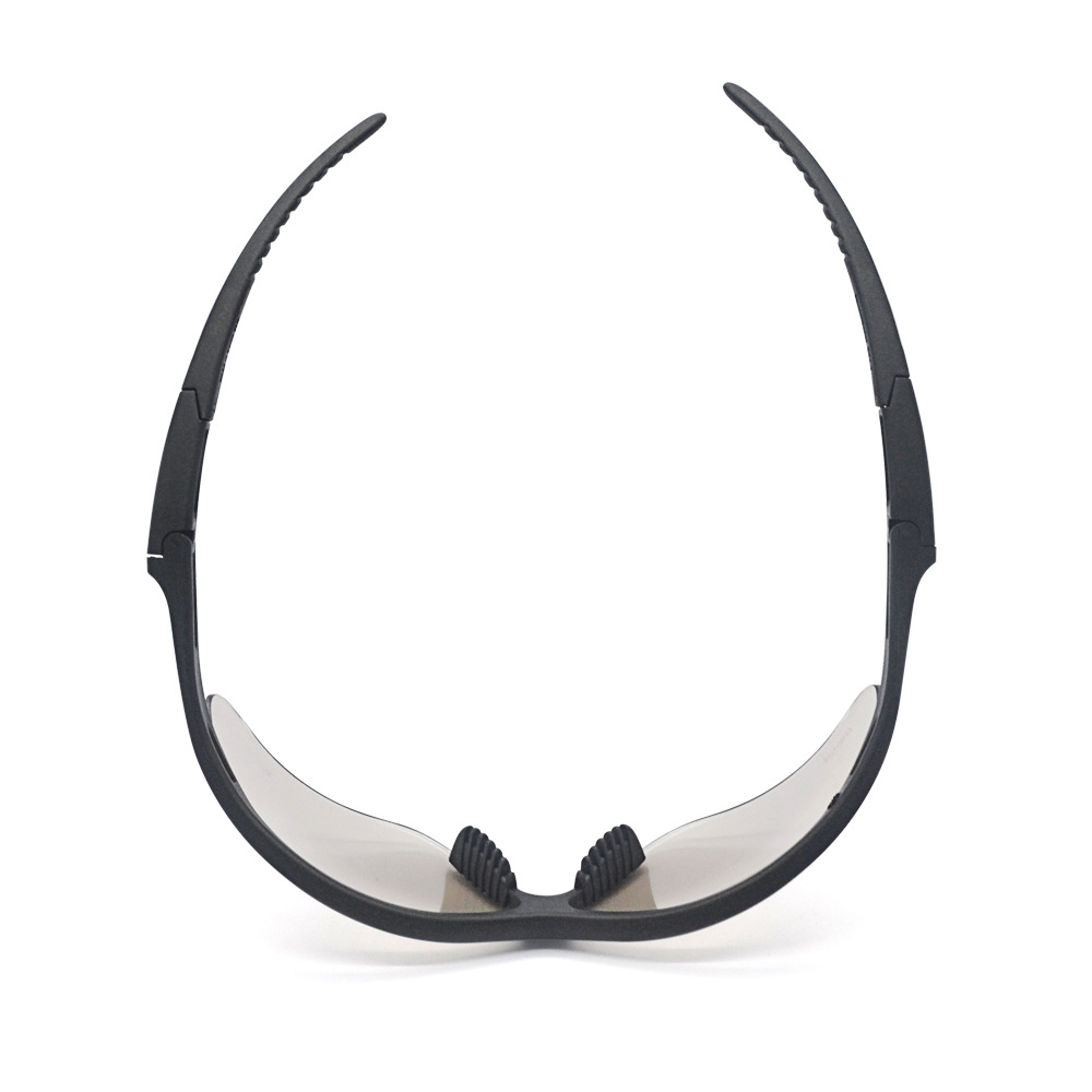 Impact-resistant glasses 02010016