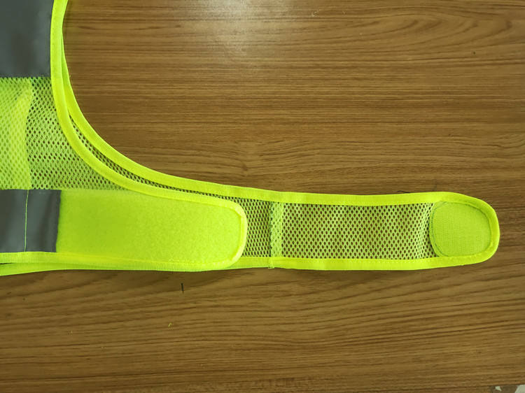 Reflective safety vest 0504059