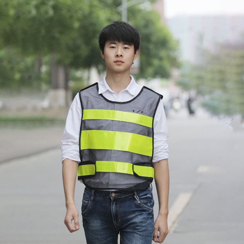 Reflective safety vest 0504060