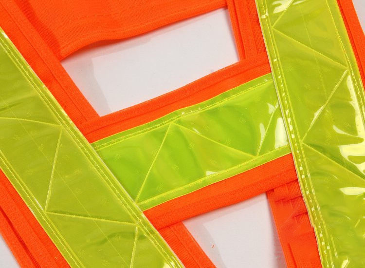 Reflective safety vest 0504062