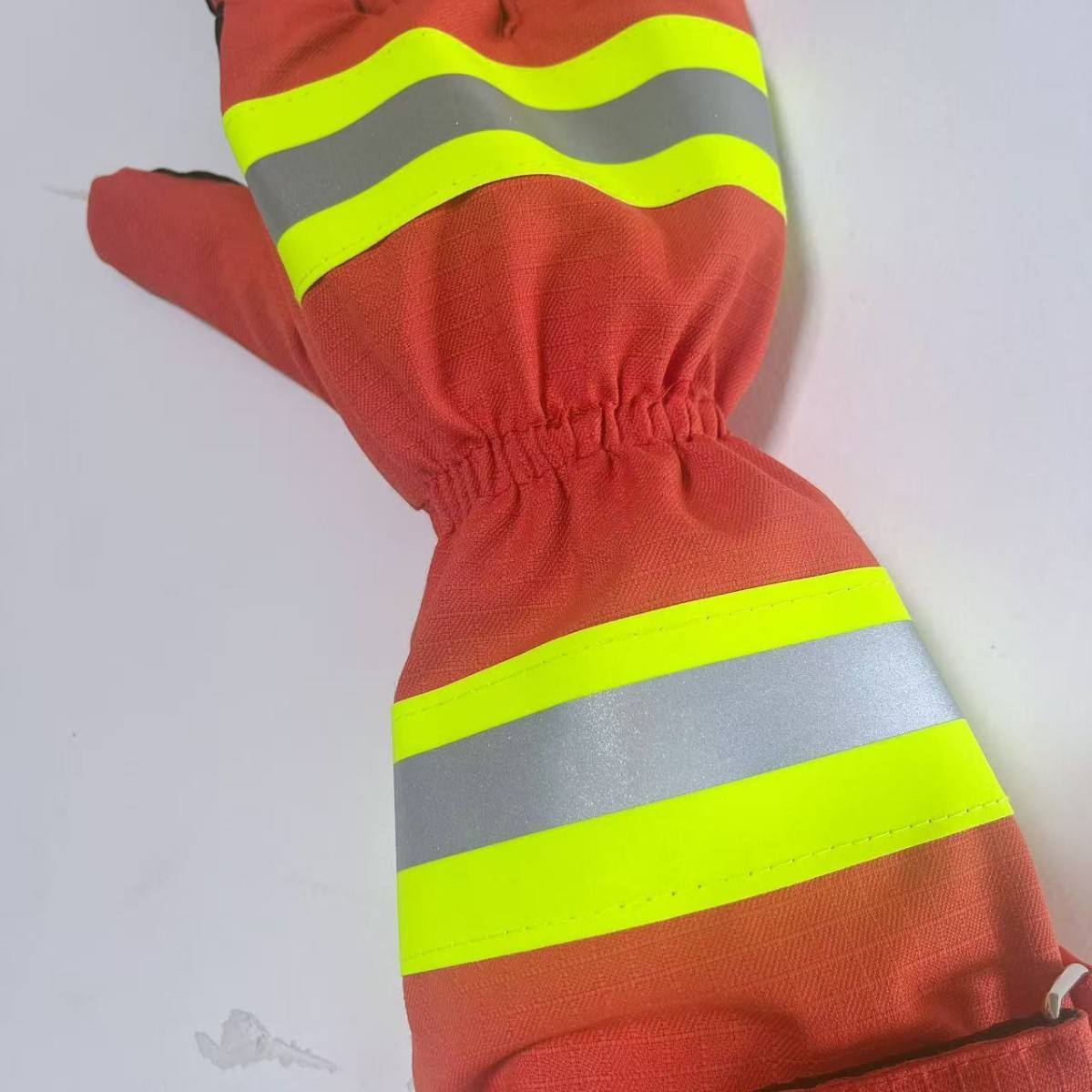 Insulating gloves 0609004