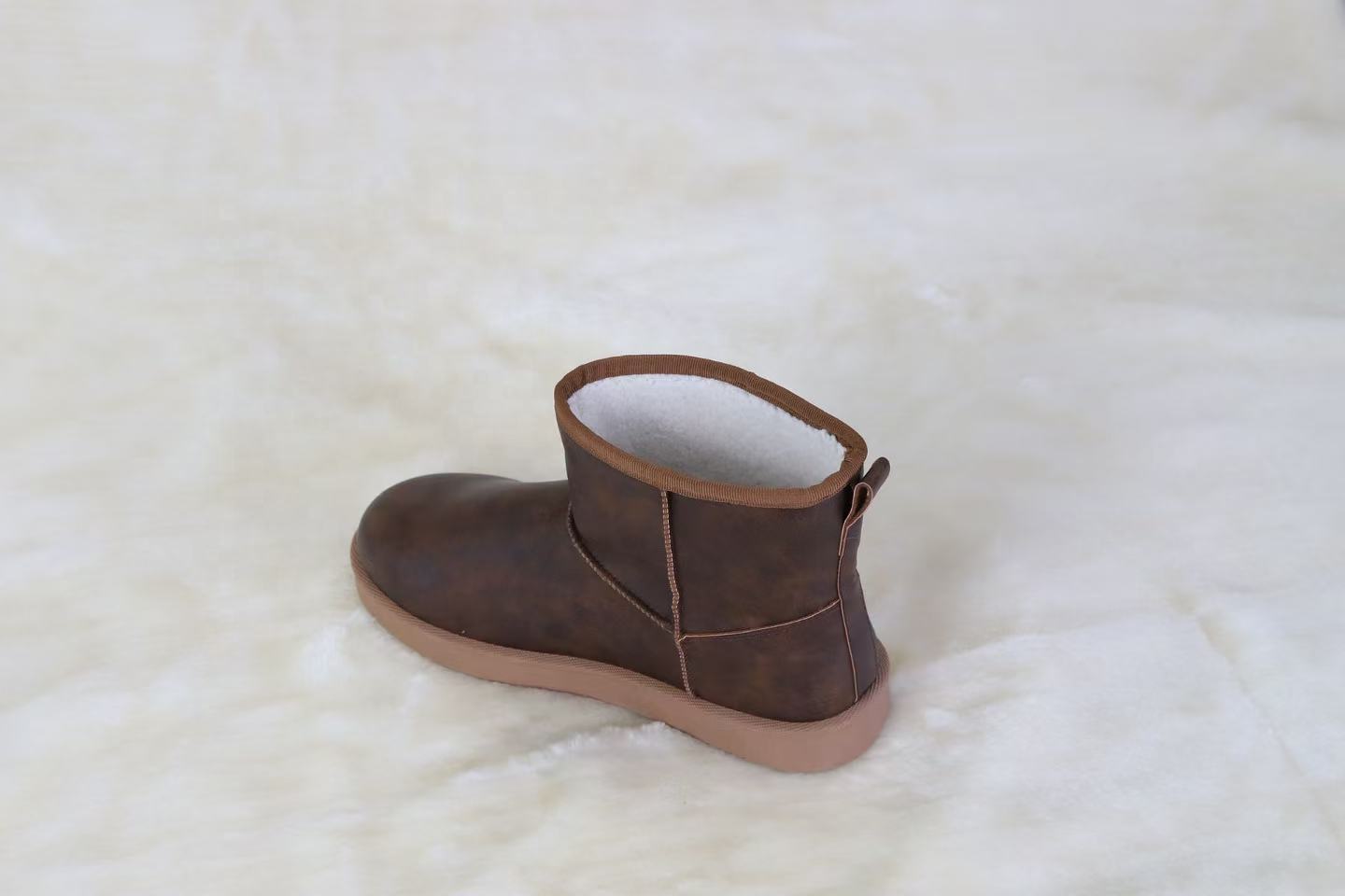 Insulated shoes 0602005