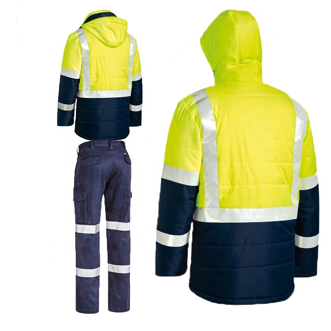 Reflective raincoat 0509023