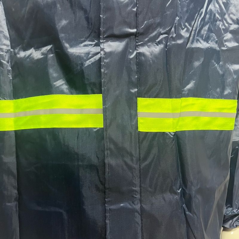 Reflective raincoat 0509024