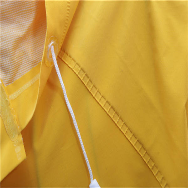 Reflective raincoat 0509030
