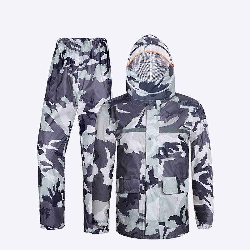Reflective raincoat 0509031