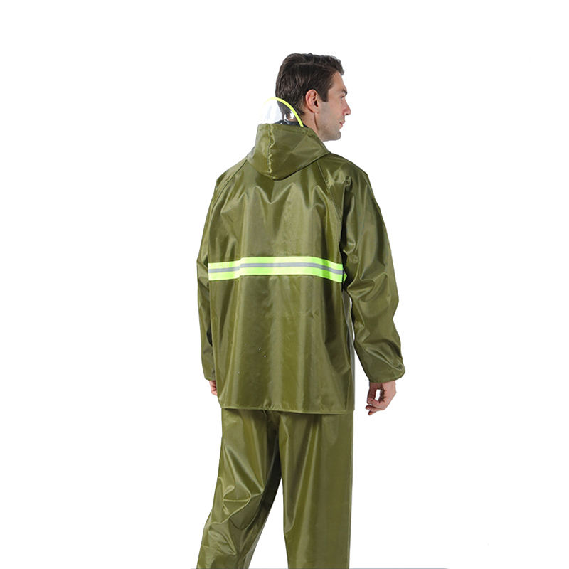 Reflective raincoat 0509037