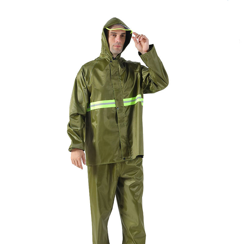 Reflective raincoat 0509037