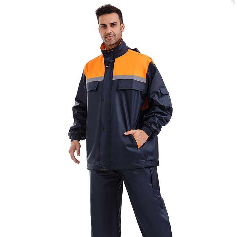 Reflective raincoat 0509038