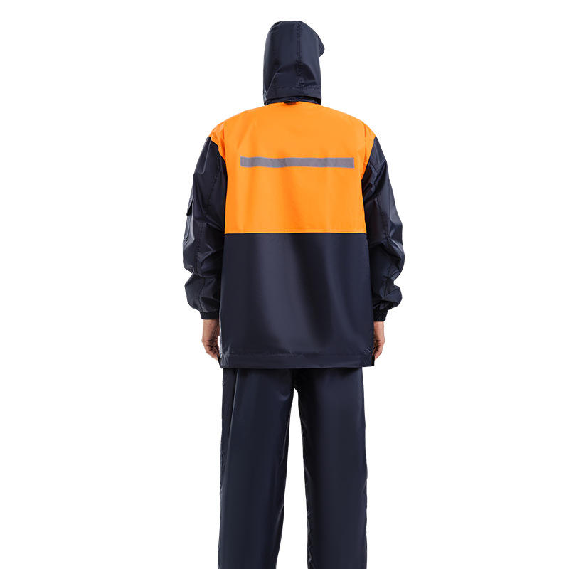 Reflective raincoat 0509038