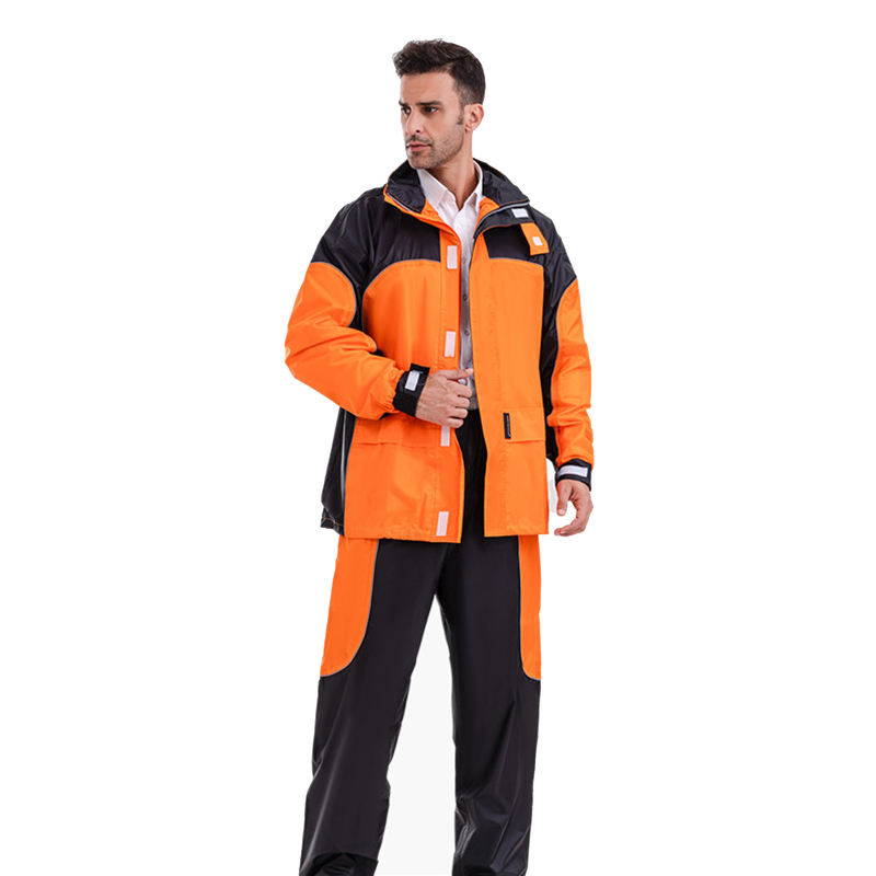 Reflective raincoat 0509040