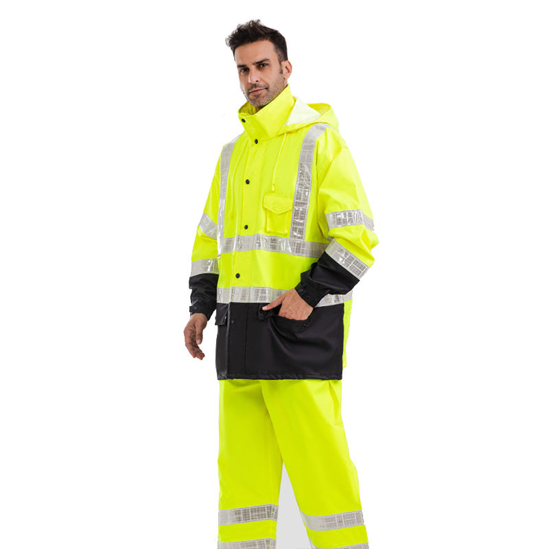 Reflective raincoat 0509041