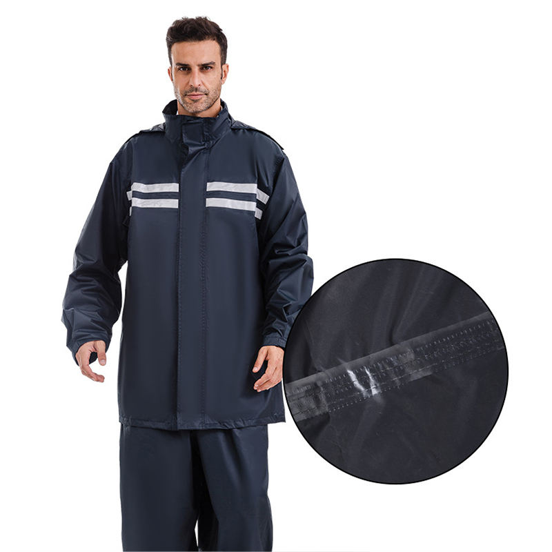 Reflective raincoat 0509042