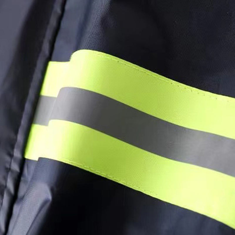 Reflective raincoat 0509043