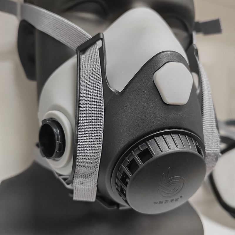 Dust and gas half-mask 0304005