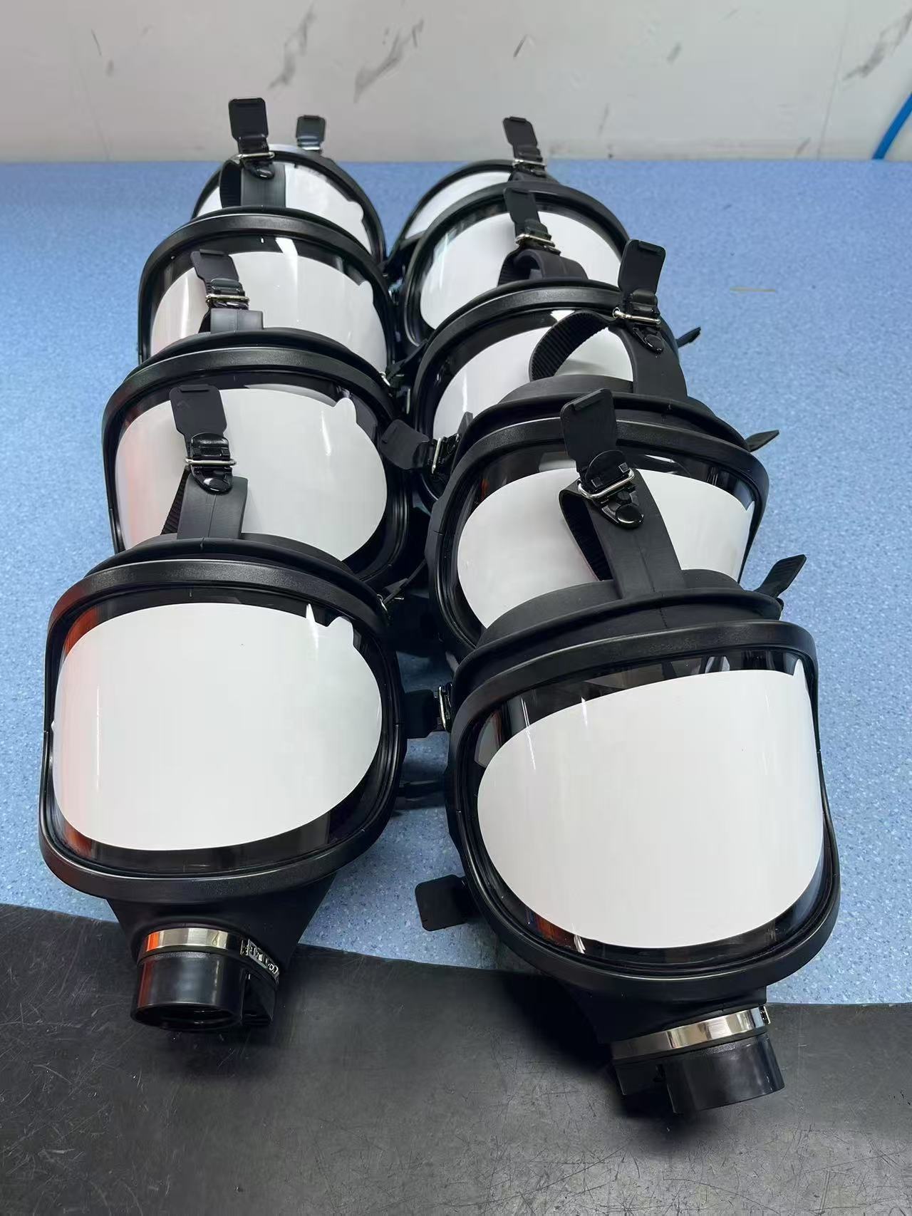 Comprehensive dust-proof and anti-toxic equipment 0305004