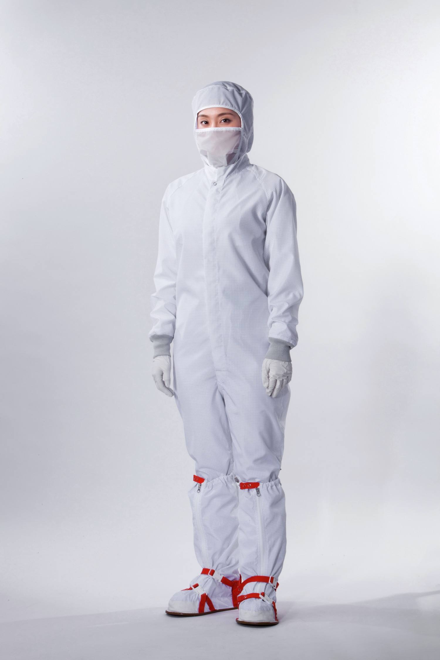 Disposable protective clothing 0507014