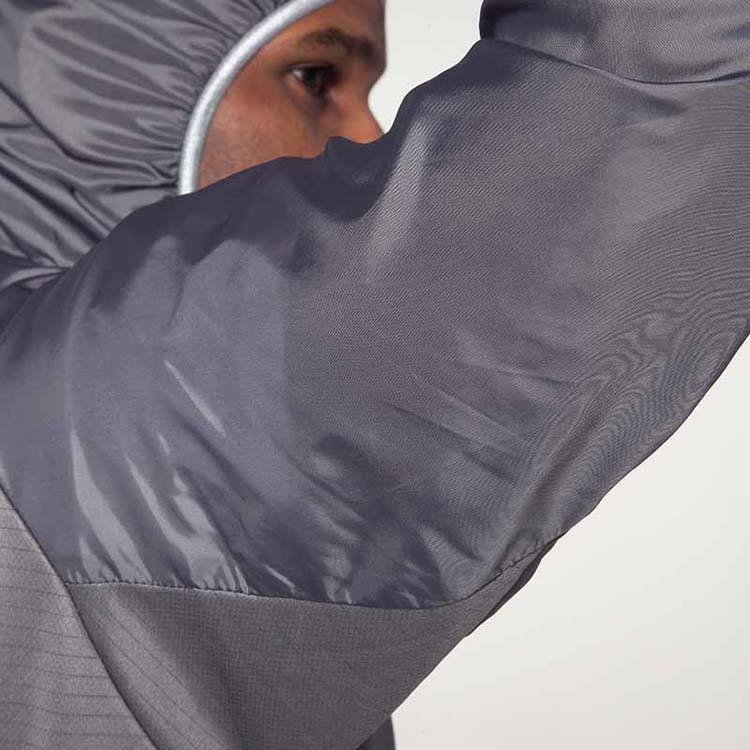 Disposable protective clothing 0507015
