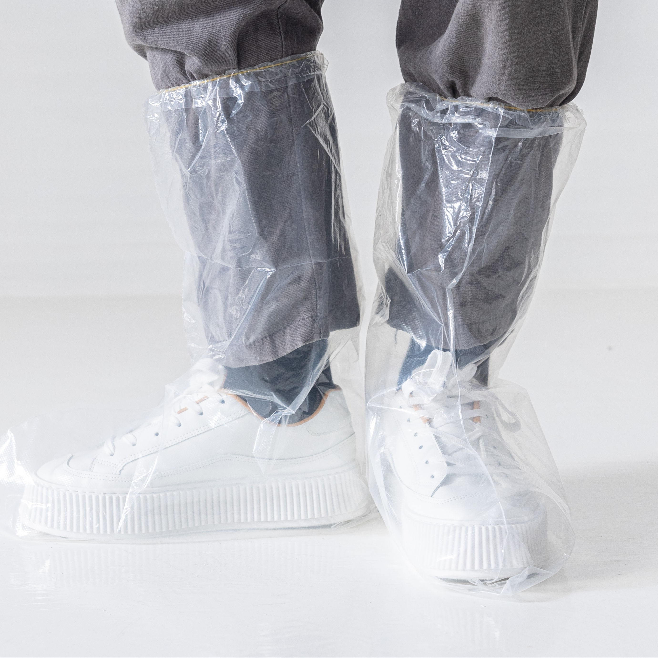 Disposable shoe covers 0705012